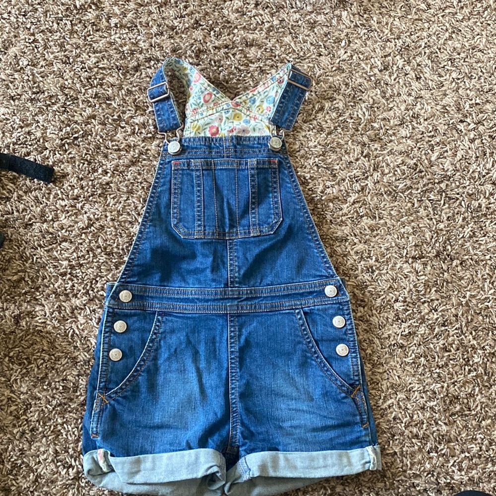 Boden girls size 4-5 shorts overalls